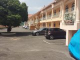 Ottawa Ave, Kingston / St. Andrew, Jamaica - Apartment for Lease/rental